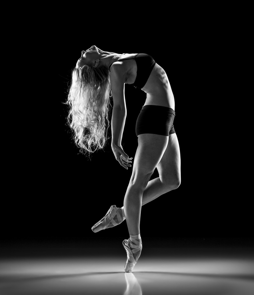 Dancer fitness and beauty Toronto Canada dance photographer David Walker