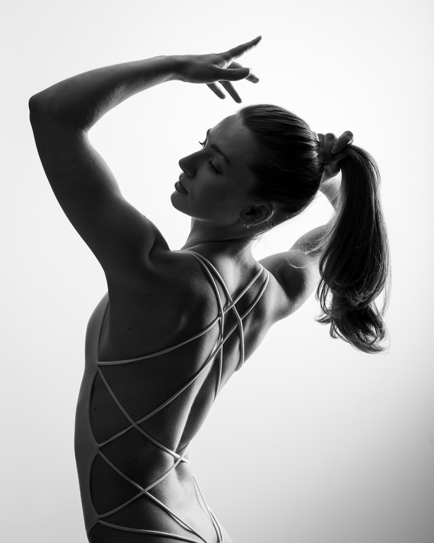 Dancer fitness and beauty Toronto Canada dance photographer David Walker